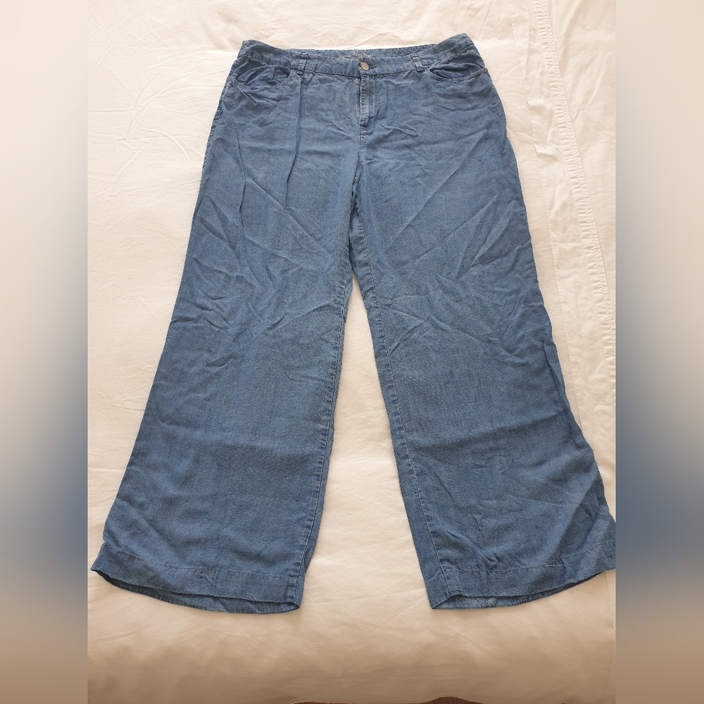 Chico's Platinum Trouser Pants